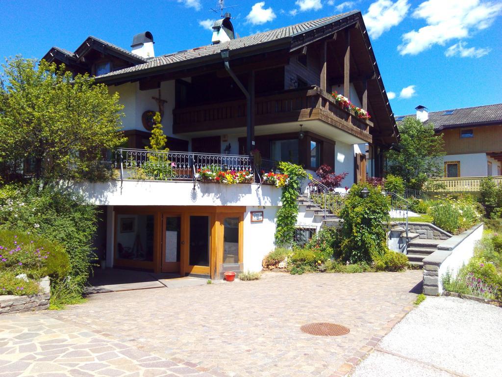 B&B Casa Bazzanella カヴァレーゼ エクステリア 写真