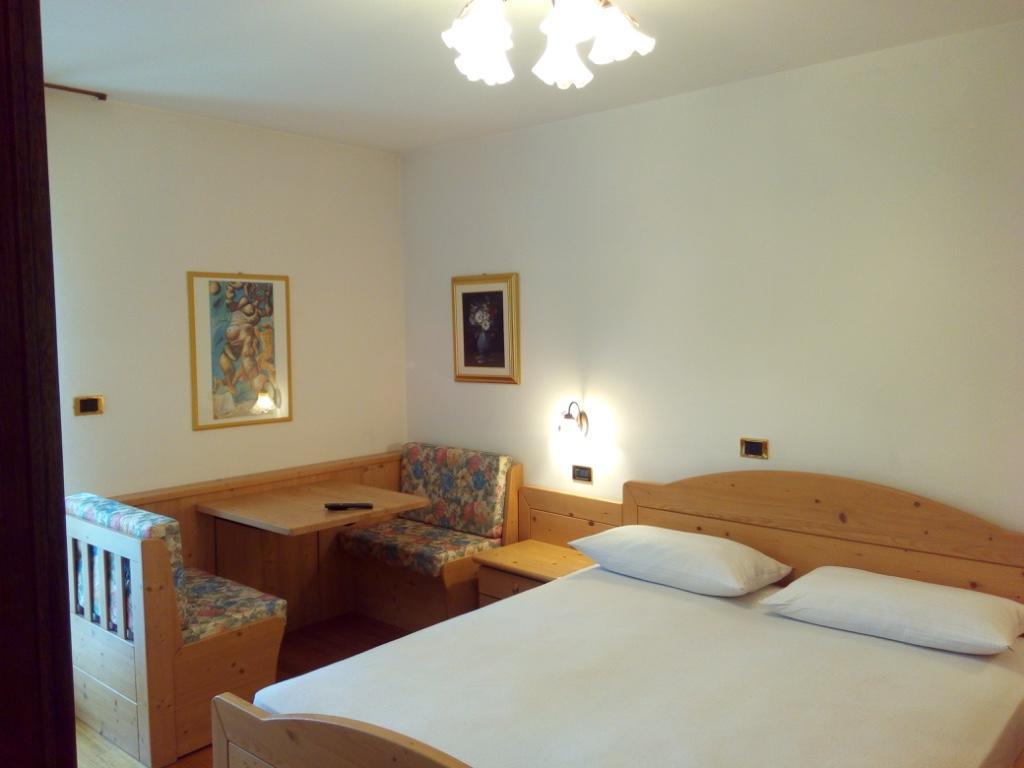 B&B Casa Bazzanella カヴァレーゼ エクステリア 写真